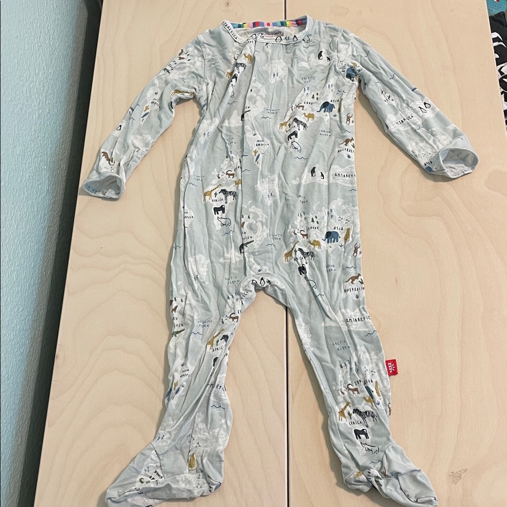 Magnetic Me Eco-Friendly Baby Onesie 6-9m